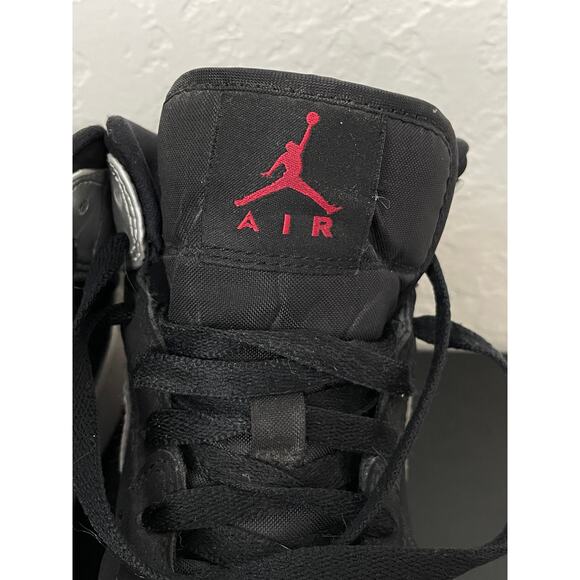 Nike Air Jordan 1 Mid Johnny Kilroy Black Red Silver Youth 4.5 - Picture 4 of 12